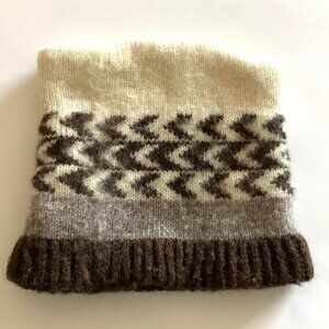 Omega Pure Virgin Wool Vintage Knit Beanie Hat Toque Neutral Tones Brown
